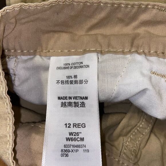 Levis cargo khaki shorts  - Picture 5 of 6